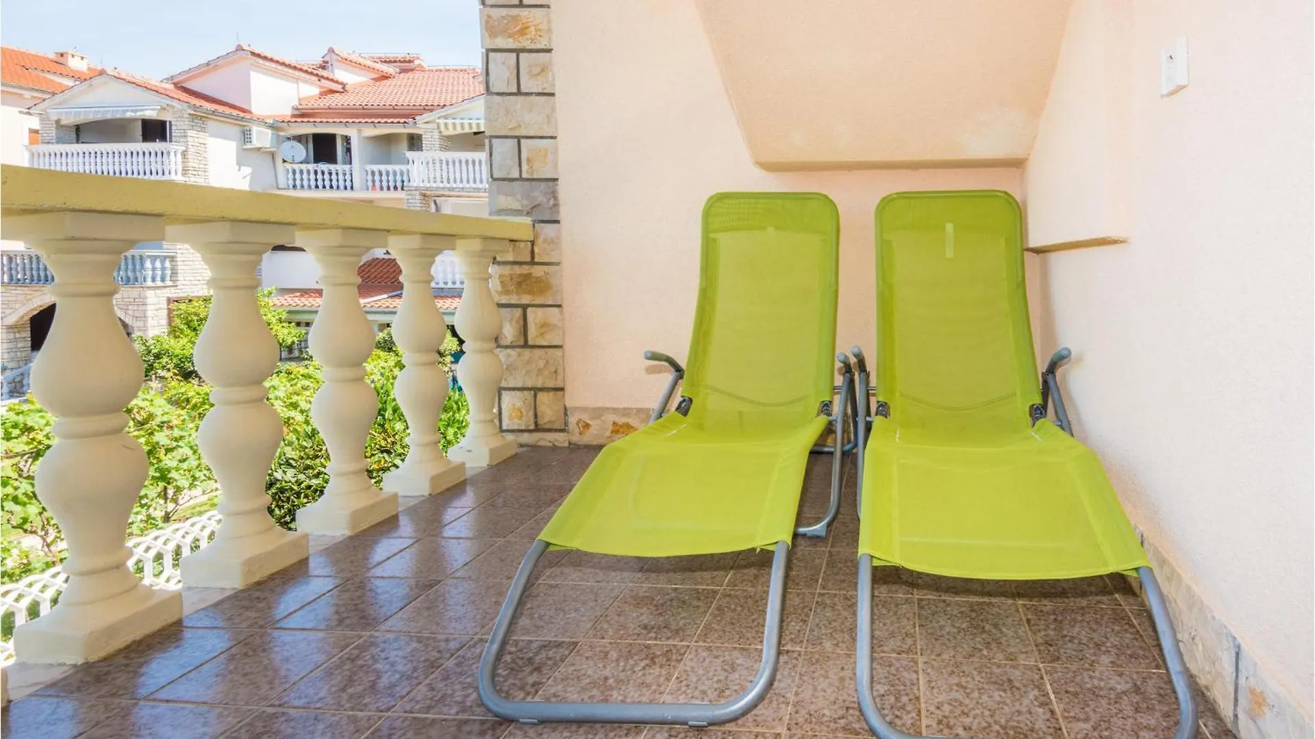 Beautiful Apartment In Privlaka With Kitchen بريفلاكا